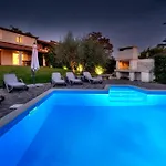 Nina With Private Pool Near Poreč