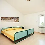 Tatil Evi Nina With Private Pool Near